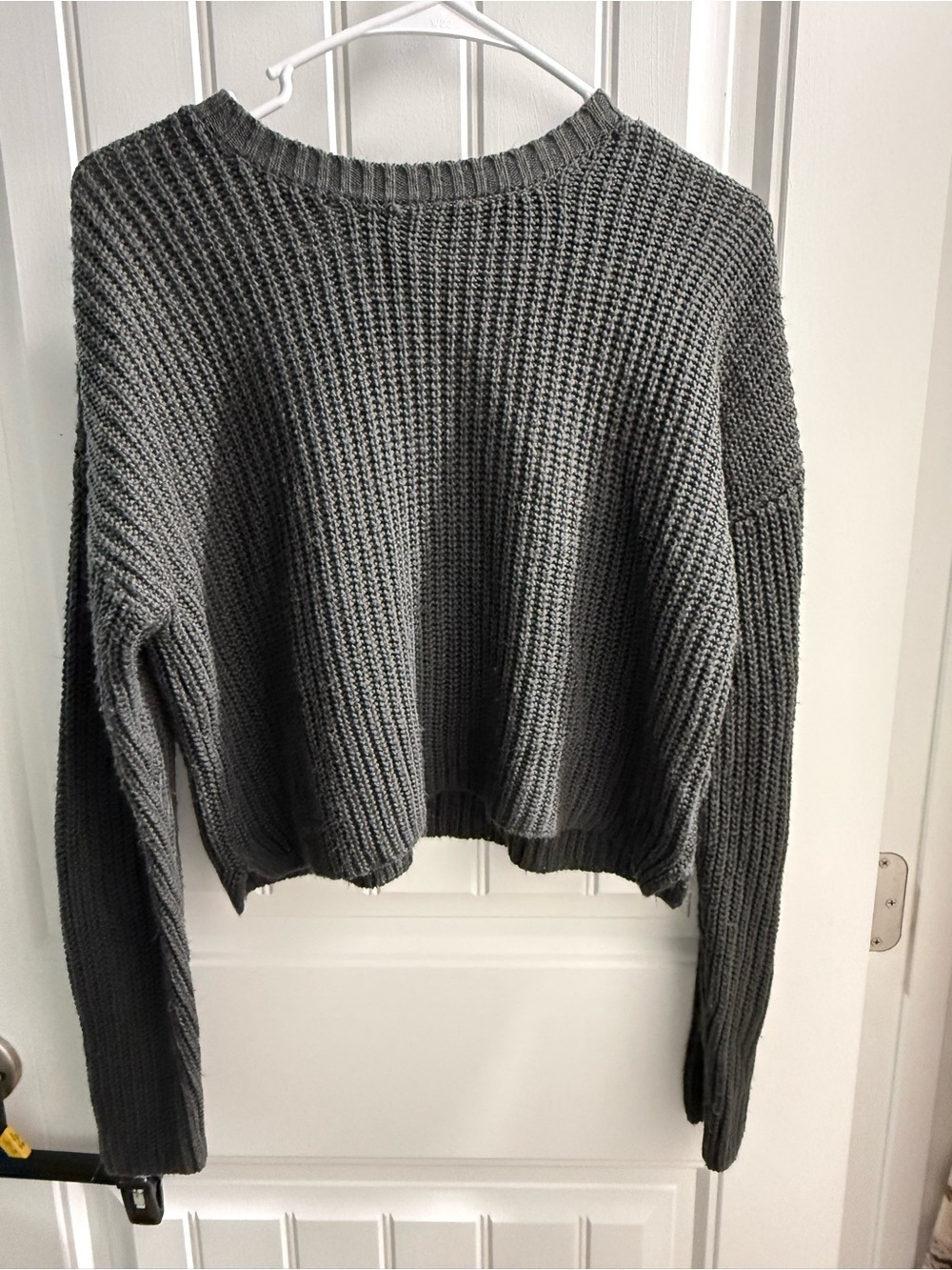 Forever 21 Charcoal Gray Cropped Ribbed Sweater